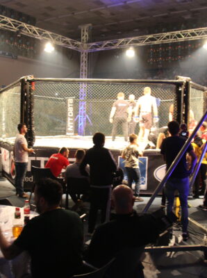 UFT // MMA // Kickboxing // Event // Cage